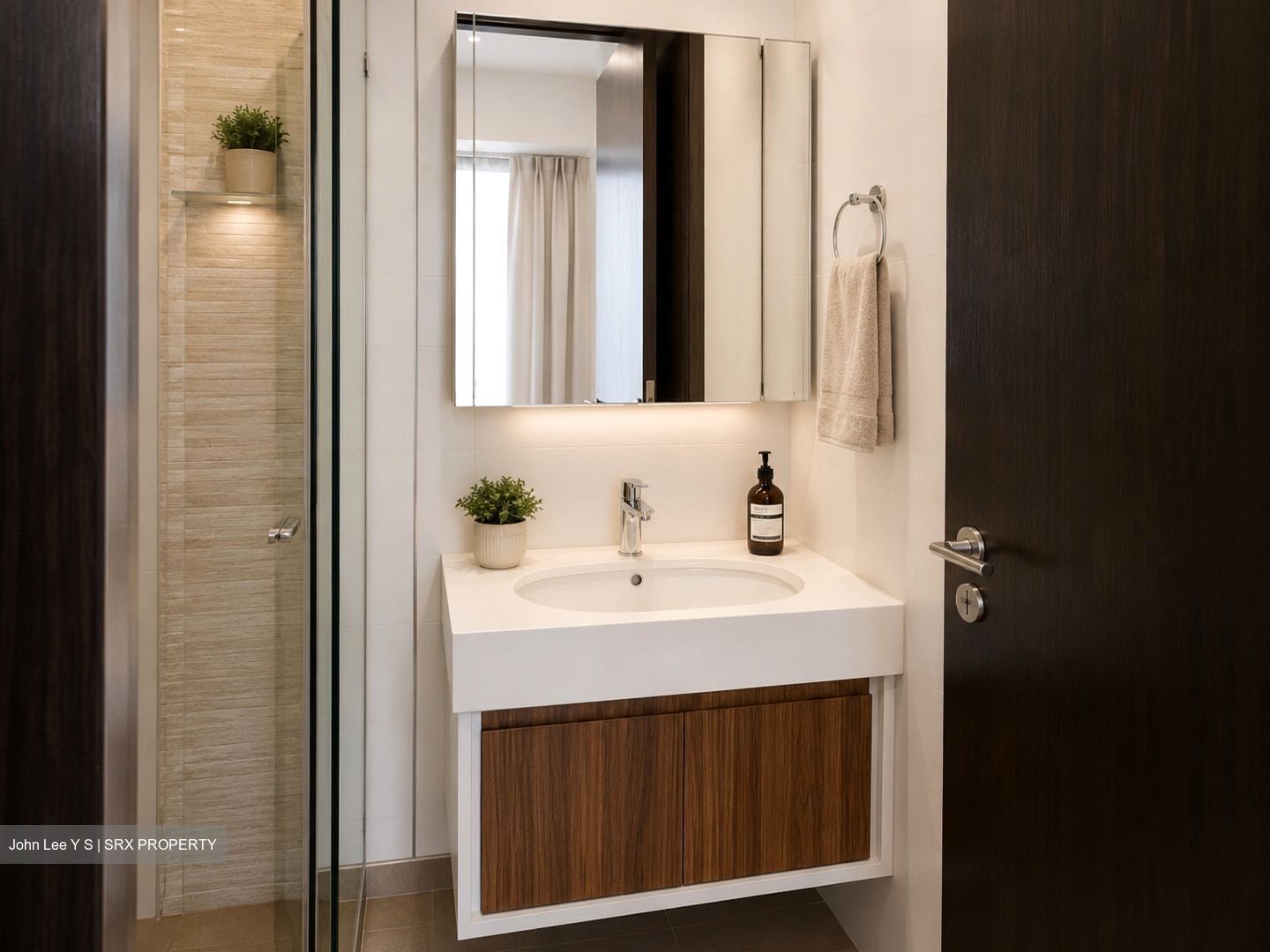 The Water Edge (D14), Apartment #586773211